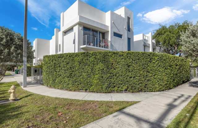 3175 Elizabeth St - 3175 Elizabeth Street, Miami, FL 33133