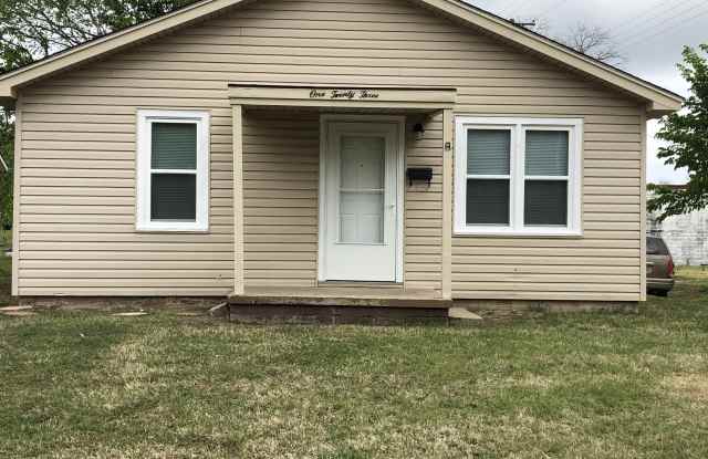 123 N Tucker Ave photos photos