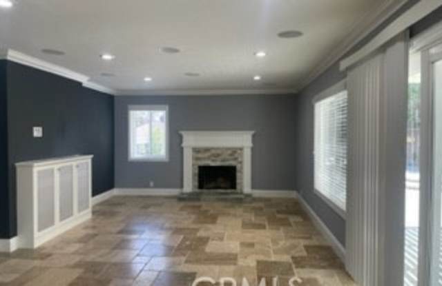 25152 Sandia Court Gallery 4