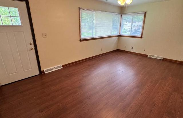 4409 Sunnybrook Dr Gallery 3