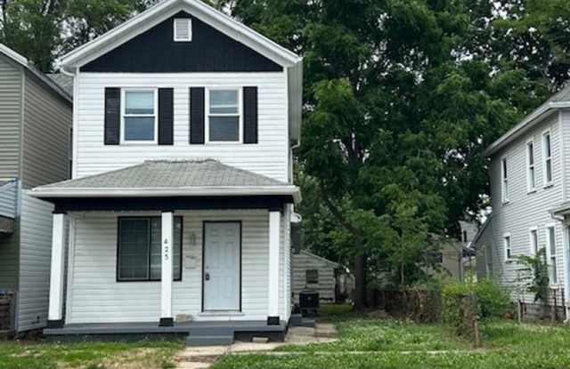 Renovated 3 Bedroom, 2 Full Bath Home Minutes from Downtown Dayton photos photos