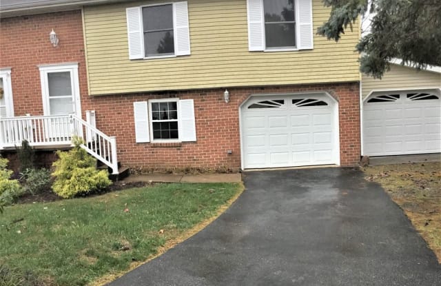 48 KENDES RD - 48 Kendes Road, Lancaster County, PA 17551