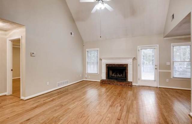 5057 Hopeland Drive Gallery 3