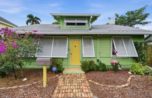 117 S Palmway photos photos