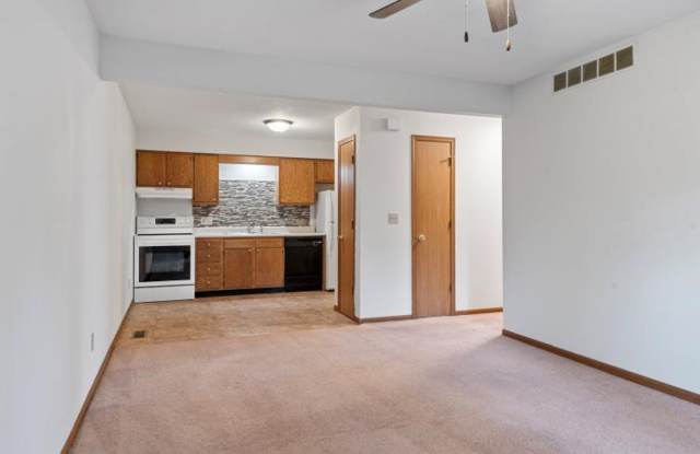 400-424 S. Durkin Dr. photos photos