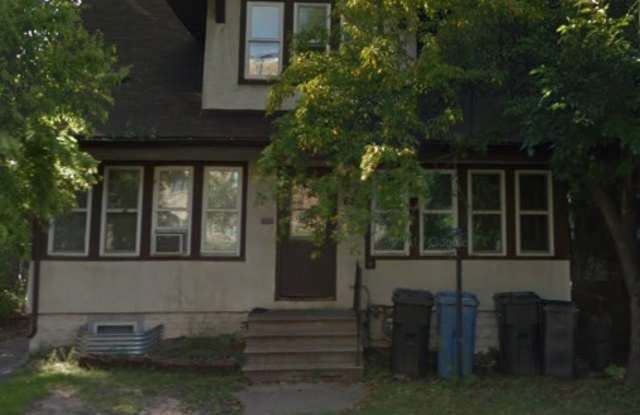621 10th Ave - 621 Southeast 10th Avenue, Minneapolis, MN 55414