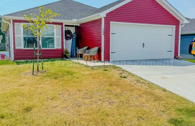 3 BEDROOM HOME AVAILABLE FOR PRE-LEASE photos photos