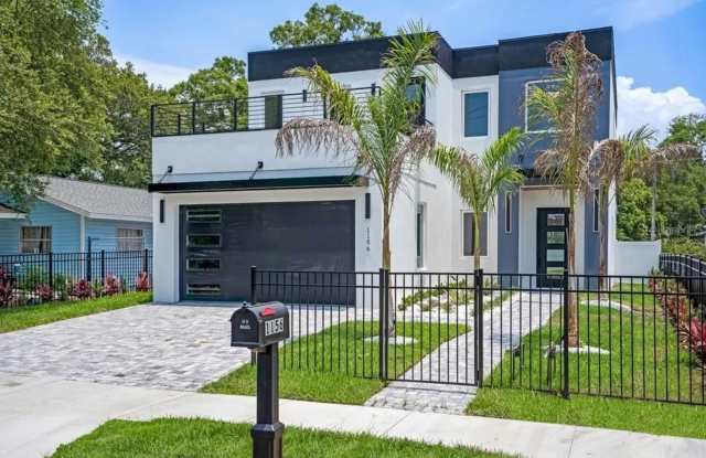 Bold Sarasota Bay Luxury Custom Home, 5 beds/4 baths, Private pool. photos photos