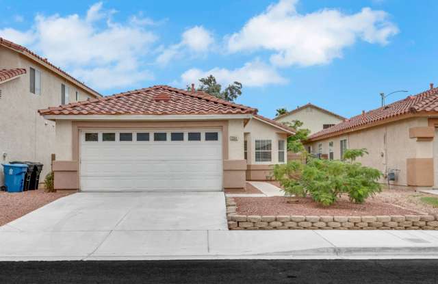 Beautiful Single-Story Home with Updated Flooring! Gallery 1