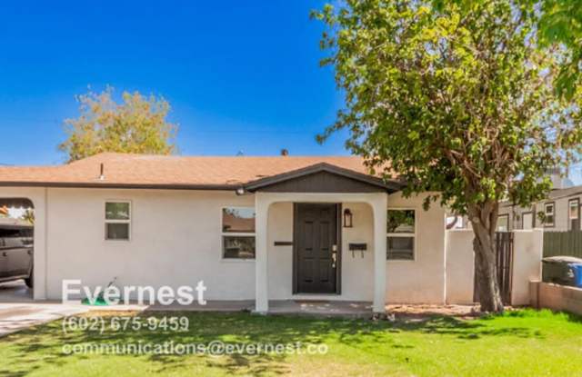 2525 East Willetta Street photos photos