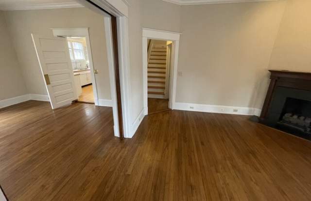 114 East Park Drive Gallery 3