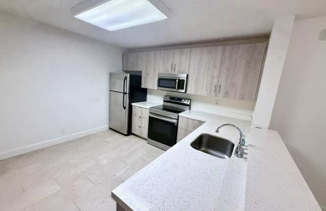 10111 W SUNRISE Boulevard Gallery 2