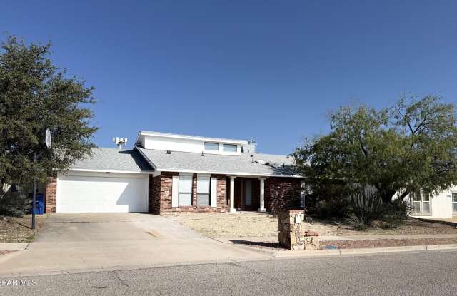 7037 SAN MARINO Drive Gallery 4