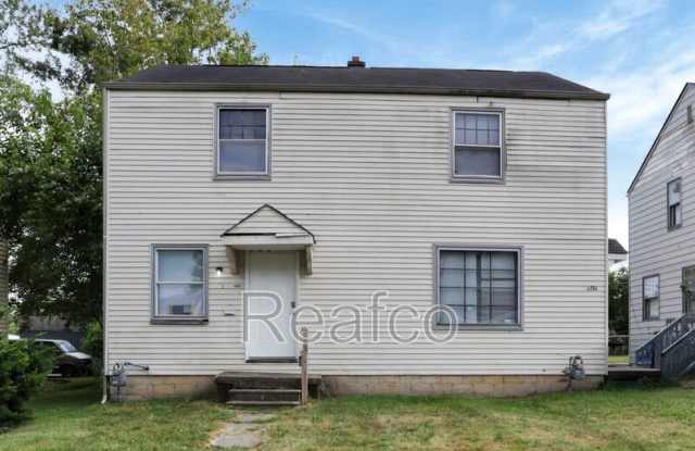 1753 E Frankfort St photos photos