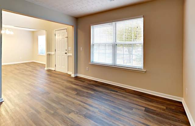 2794 Evanston Court Gallery 4