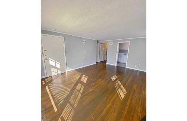 5136 NW Radial Hwy 2 Gallery 2