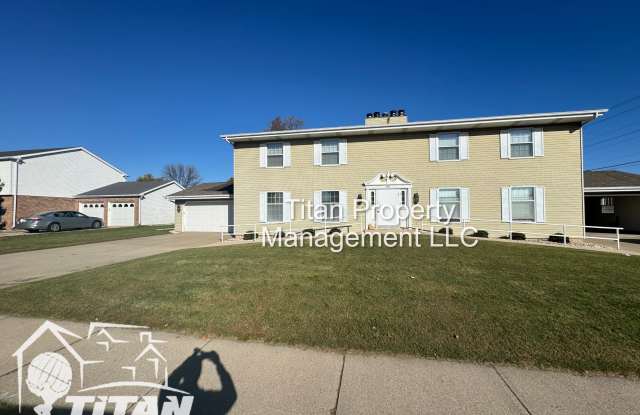 720 Starboard Court - C - 720 Starboard Court, Oshkosh, WI 54901