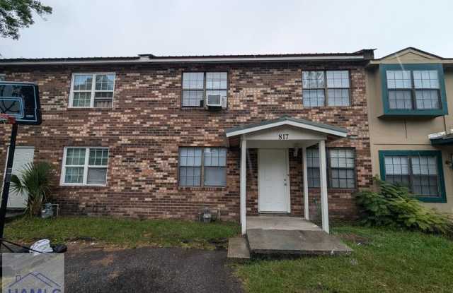 817 Lesa Street photos photos