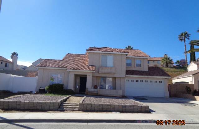 Cute and Clean 2 Story West Palmdale Home Gallery 1