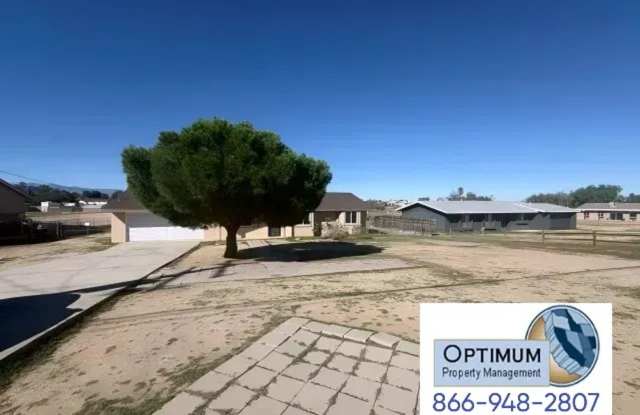 Charming Hesperia Home on a Spacious Lot Gallery 1