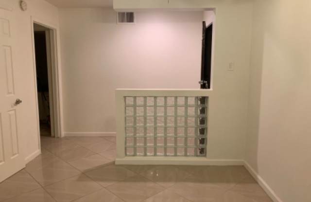 2516 Commonwealth St - 2516 Commonwealth Street, Houston, TX 77006