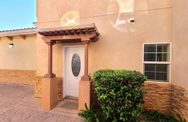 Beautiful 2-Story 2-Bedroom Condo in Redlands! - 1200 East Highland Avenue, Redlands, CA 92374