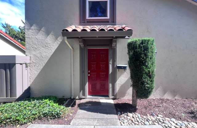 BRIGHT & SPACIOUS 3BD/2BA TOWNHOME IN PLEASANTON CA!!! photos photos