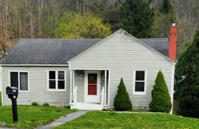 172 Raystown Road Gallery 2