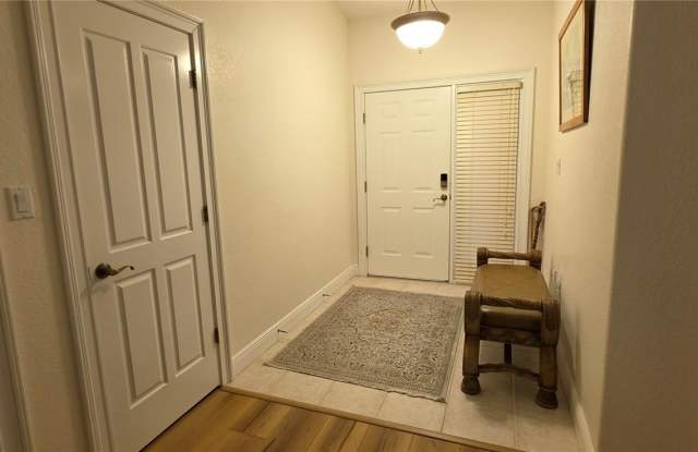 222 LEWIS Circle Gallery 3