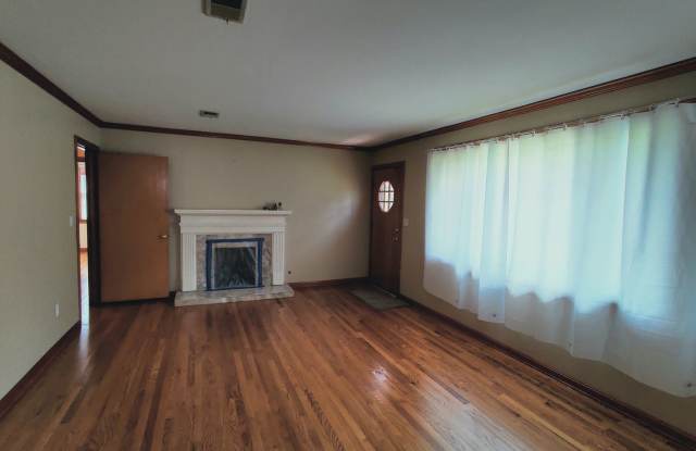 3911 Thackery Drive Gallery 4