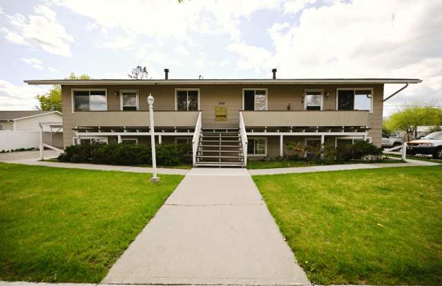 1104 3rd Avenue West, Unit 5 photos photos