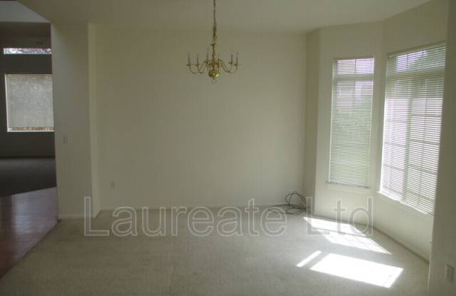 8800 S. Independence Ct. Gallery 4