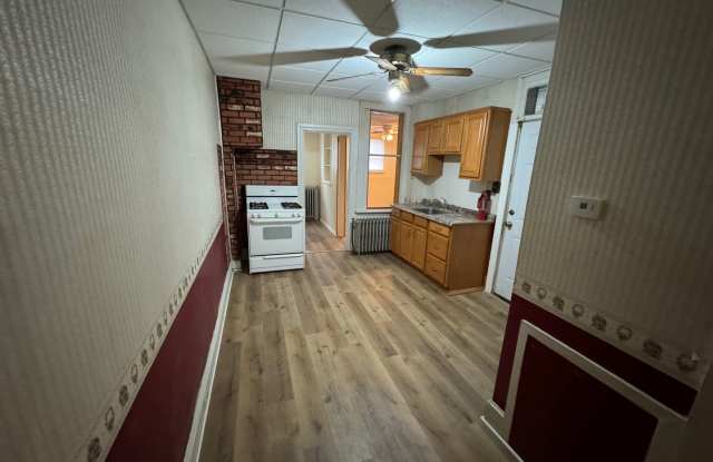 Spacious One Bedroom on First Floor Gallery 3