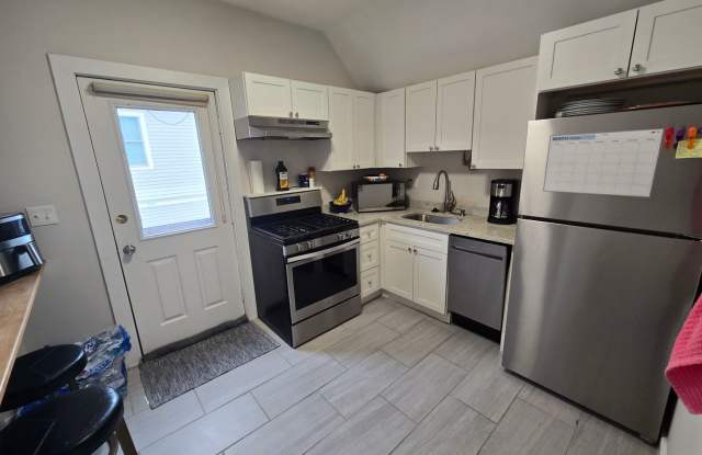 Nicely renovated 3 bed with in-unit laundry in Watertown! photos photos Nicely renovated 3 bed with in-unit laundry in Watertown! photos photos
