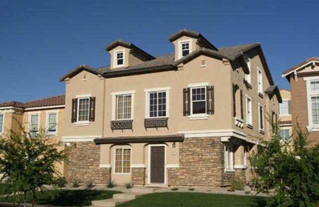 AVAILABLE NOW IN THE GARDENS GILBERT!!! photos photos
