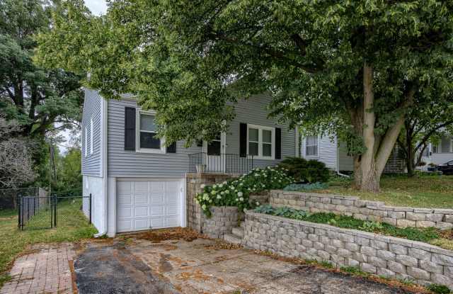 A Must See In Midtown!! photos photos