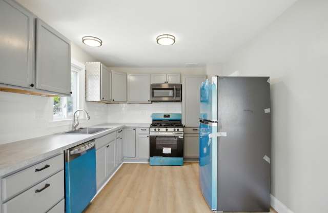 23147 Vance Avenue photos photos