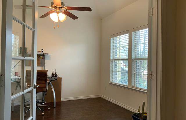 5617 Buffalo Springs Drive Gallery 3