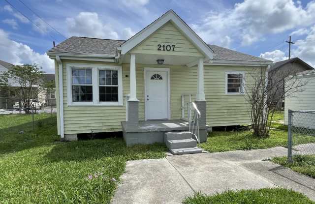 2107 Montesquieu Street - 2107 photos photos 2107 Montesquieu Street - 2107 photos photos