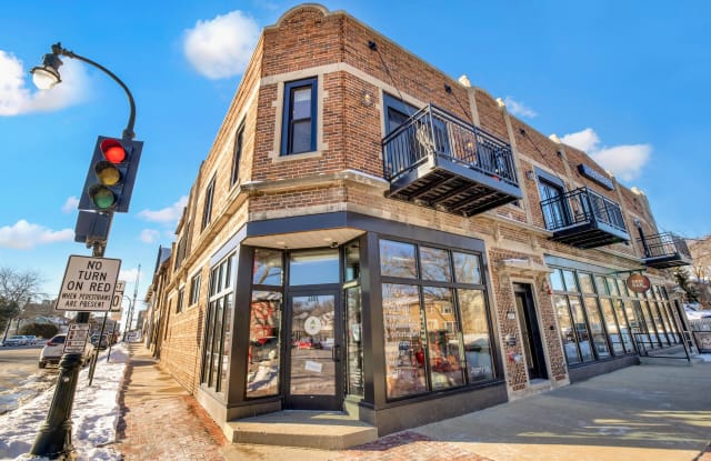 4001 N Downer - 4001 North Downer Avenue, Shorewood, WI 53211