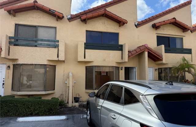 10120 SW 77th Ct - 10120 Southwest 77th Court, Kendall, FL 33156