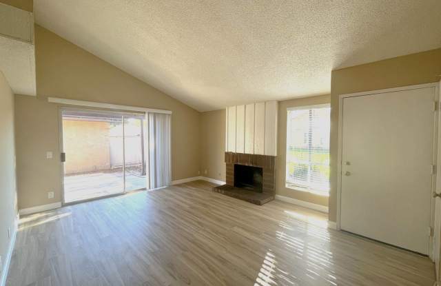 3426 Apricot Tree Way Gallery 3
