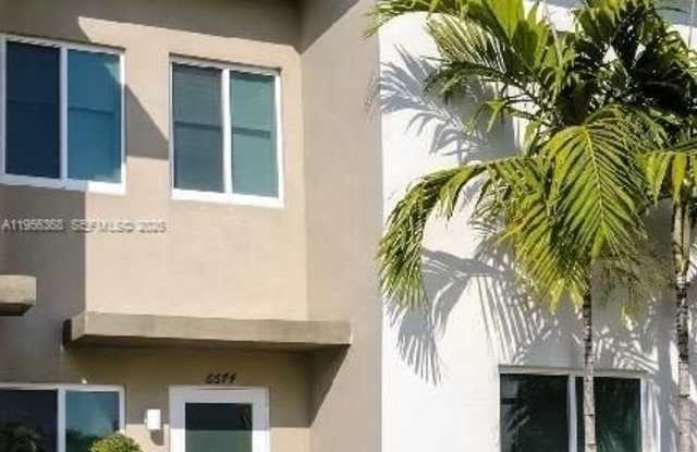 6674 NW 102nd Path photos photos