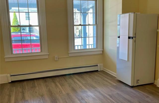 46 E Market Street Gallery 4