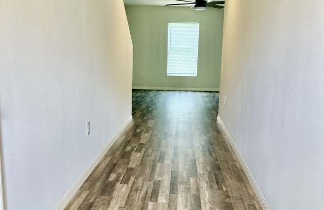 26485 Mary Avenue Gallery 3