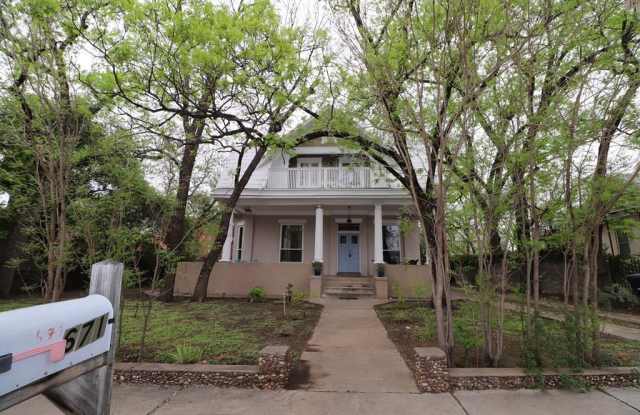 671 CEYLON ST - 671 North Ceylon Street, Eagle Pass, TX 78852