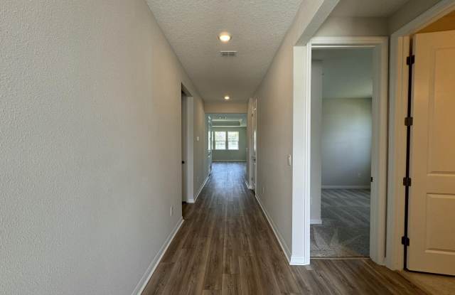 938 ROOSTER HOLLOW Way Gallery 2