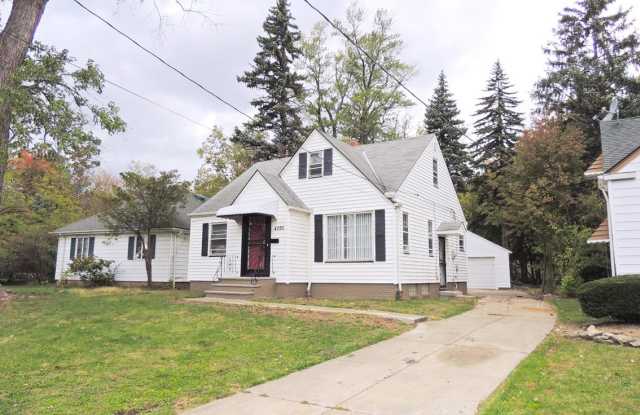 3 Bed - 1.5 Bath Cape Cod for Rent! Gallery 1