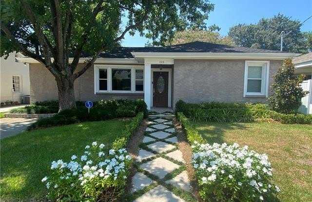 644 OAKLAWN Drive photos photos