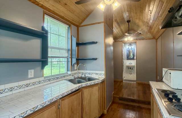184 3rd Street - 2 Gallery 2